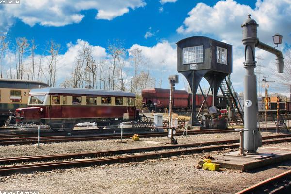 展示technology概念的视觉内容